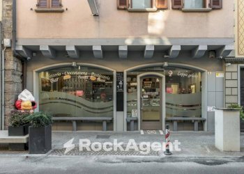 Facciata - Negozio via della Vittoria, 8, Bonate Sopra - foto 7