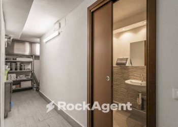 Interno non residenziale - Negozio via della Vittoria, 8, Bonate Sopra - foto 16