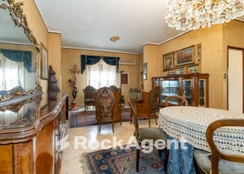 Salone - Attico via Vittorio Emanuele Orlando, 182, Catania - foto 3