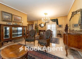 Salone - Attic via Vittorio Emanuele Orlando, 182, Catania - photo 10