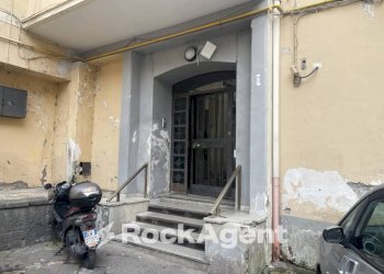 Facciata - Appartamento corso Vittorio Emanuele II, 233, Nocera Inferiore - foto 14