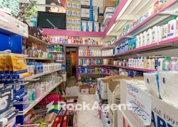 Interno non residenziale - Negozio via Francesco Crispi, 208, Catania - foto 5