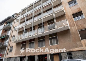 Facciata - Four-room apartment via Antonio Cavagna Sangiuliani, Pavia - photo 2