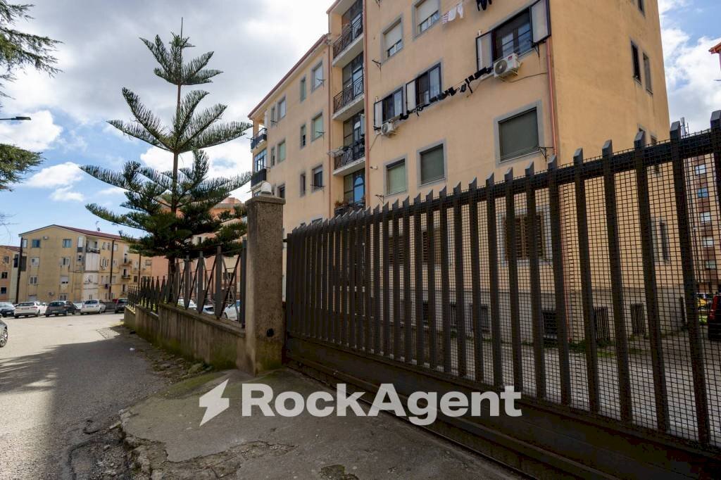 Zona - Appartamento via Lorenzo Cardone, 9, Catanzaro - foto 1