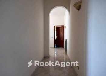 Corridoio - Appartamento via Lorenzo Cardone, 9, Catanzaro - foto 33