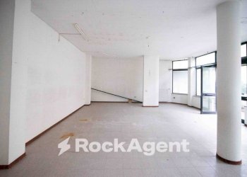 Interno non residenziale - Shop corso Vittorio Gui, 11, Fano - photo 6