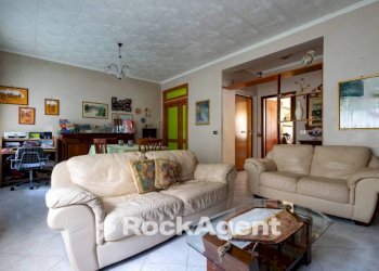 Salone - Villa via Angitola, 56, Catanzaro - foto 1