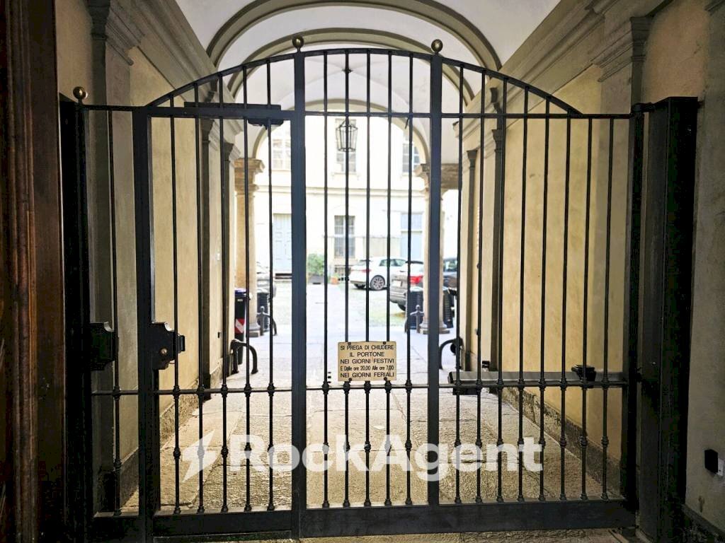 Interno palazzo - Bilocale via Gian Francesco Bellezia, 7, Torino (zona Centro) - foto 2