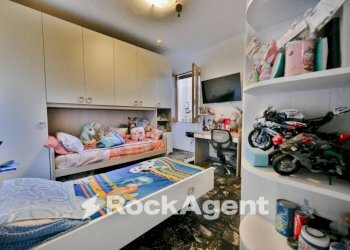 Camera da letto - Appartamento salita Scanzano, 10, Castellammare di Stabia - foto 29