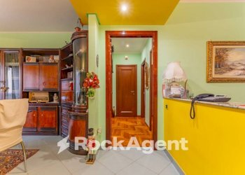 Corridoio - Three-room apartment via dell'Annunciazione, 4, Gravina in Puglia - photo 18