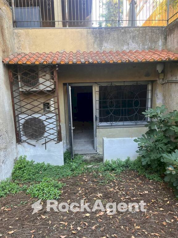 Facciata - Office via della Camilluccia, 305, Roma - photo 3