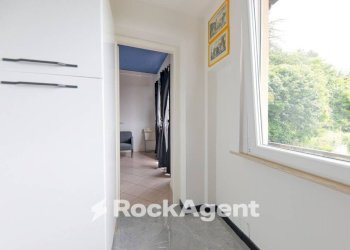 Corridoio - Three-room apartment via del Poggio, 10, Varazze - photo 9