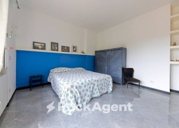 Camera da letto - Three-room apartment via del Poggio, 10, Varazze - photo 15