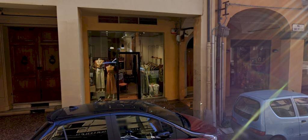 Zona - Negozio via San Felice, Bologna (zona Centro Storico) - foto 1