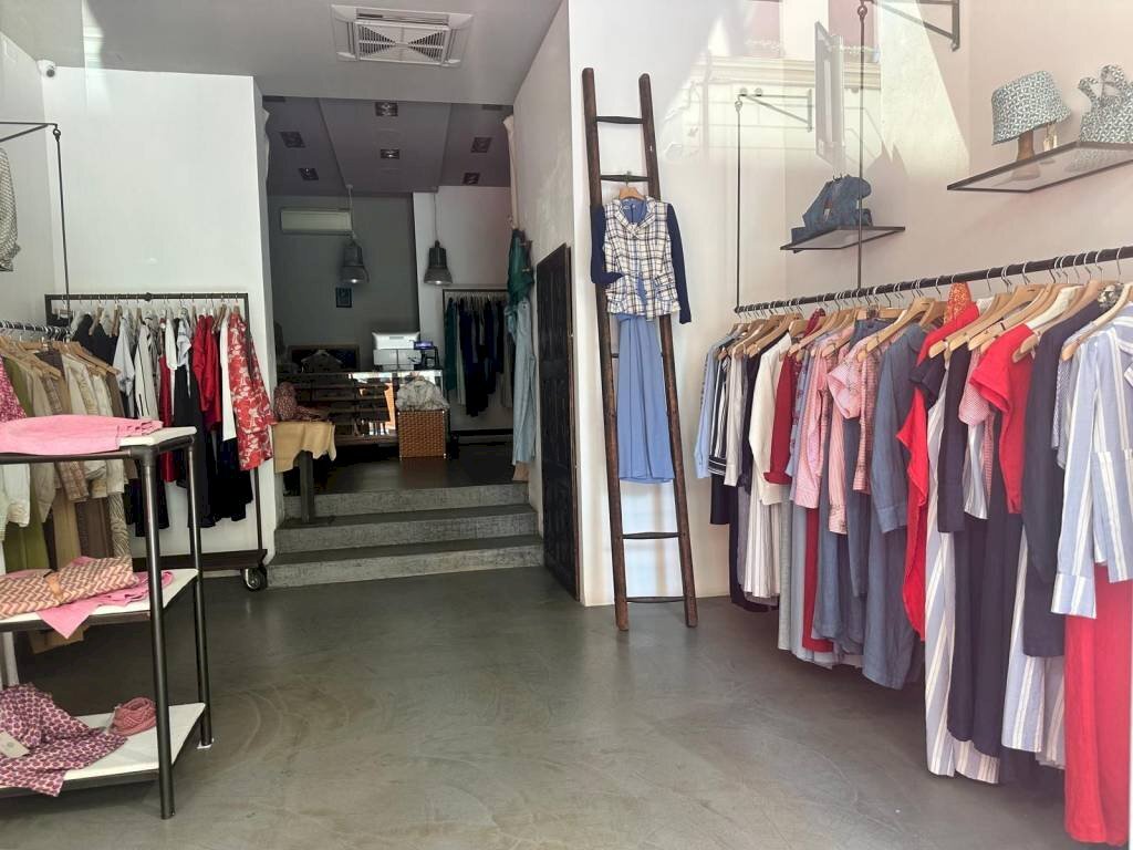 Interno non residenziale - Shop via San Felice, Bologna (neighborhood Centro Storico) - photo 2