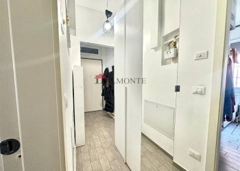 Corridoio - Appartamento via Vittorio Veneto, Bologna (zona Saffi) - foto 2