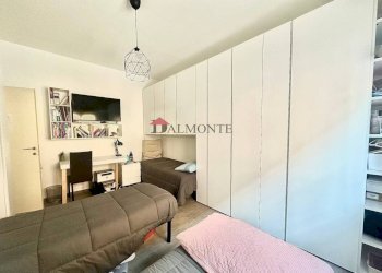 Camera da letto - Appartamento via Vittorio Veneto, Bologna (zona Saffi) - foto 12