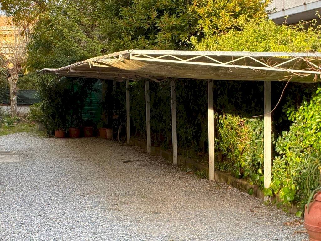 Posto macchina - Appartamento via Fosdinovo, Massa - foto 3