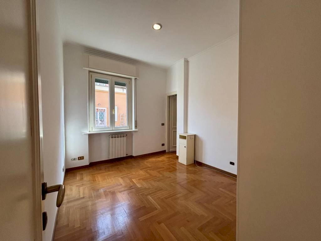 Camera da letto - Quadrilocale via Eleonora Duse, Roma - foto 2