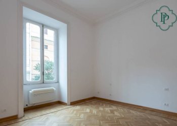 Camera da letto - Four-room apartment via Cicerone, 30, Roma - photo 3