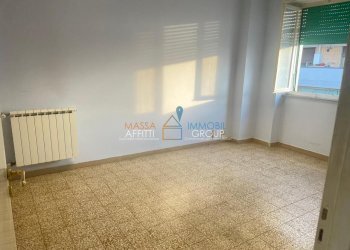 WhatsApp Image 2024-09-25 at 18.45.48 (2).jpeg - Office Via Cesare Beccaria 9, Massa - photo 28