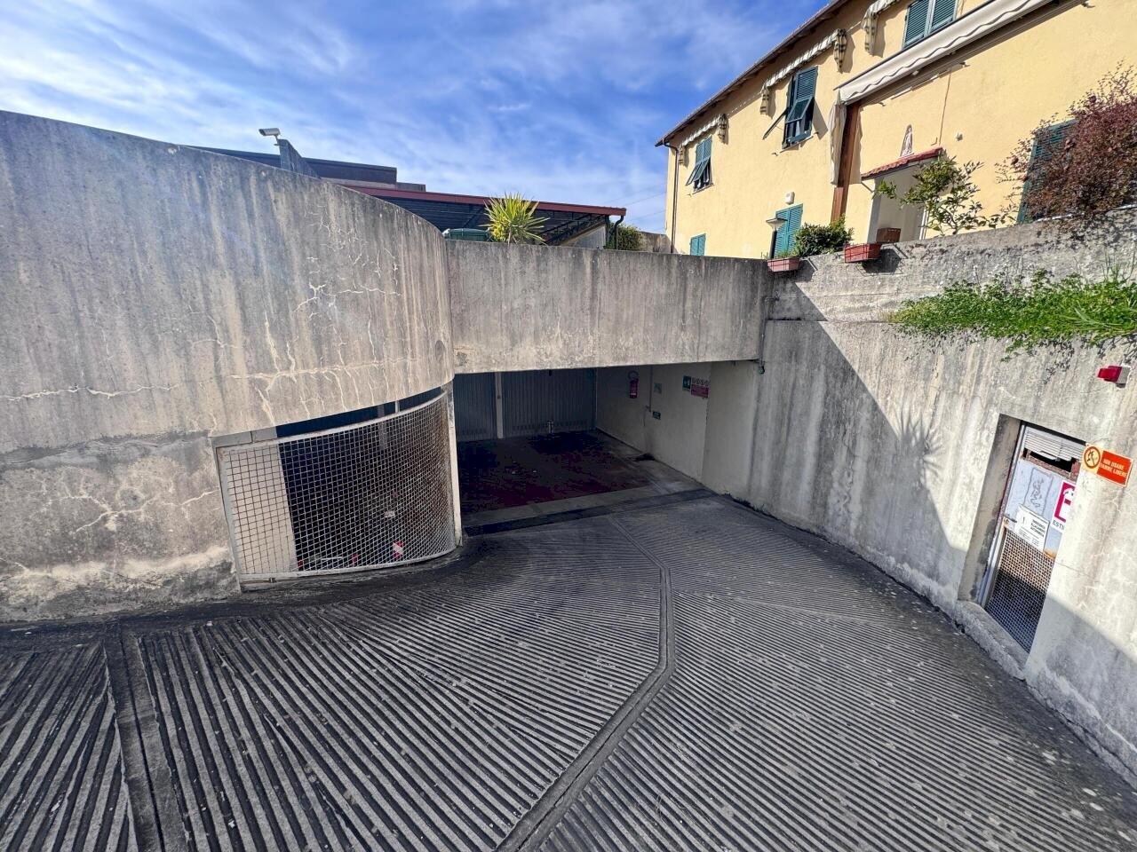 WhatsApp Image 2026-04-04 at 16.34.52.jpeg - Box Via Nazionale 267, Sestri Levante - photo 3