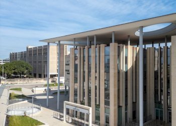 57 - Uff. Palazzo Caiaffa Lecce - GRIMALDI.jpg - Ufficio Via Colonnello Archimede Costadura 2C, Lecce - foto 1