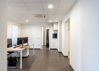 1 - Uff. Palazzo Caiaffa Lecce - GRIMALDI.jpg - Ufficio Via Colonnello Archimede Costadura 2C, Lecce - foto 2