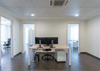 3 - Uff. Palazzo Caiaffa Lecce - GRIMALDI.jpg - Ufficio Via Colonnello Archimede Costadura 2C, Lecce - foto 4