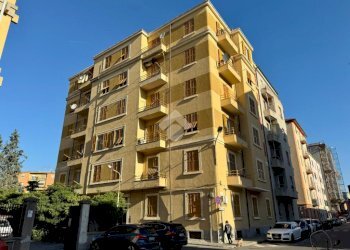 Three-room apartment Via L. Cadorna, Vado Ligure - photo 1