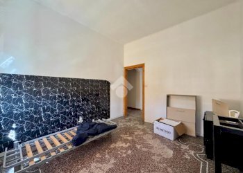 Three-room apartment Via L. Cadorna, Vado Ligure - photo 12