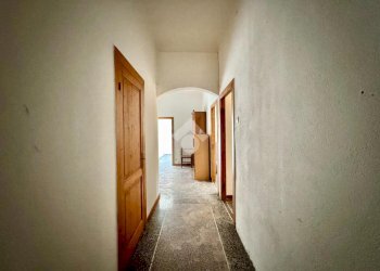 Three-room apartment Via L. Cadorna, Vado Ligure - photo 22