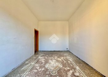 Three-room apartment Via L. Cadorna, Vado Ligure - photo 3