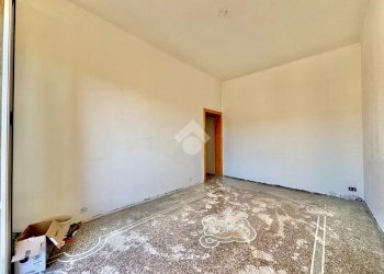 Three-room apartment Via L. Cadorna, Vado Ligure - photo 4