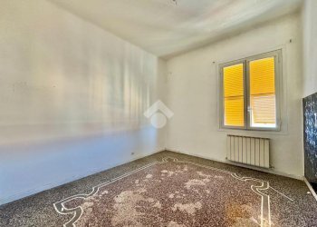 Three-room apartment Via L. Cadorna, Vado Ligure - photo 14