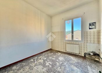 Three-room apartment Via L. Cadorna, Vado Ligure - photo 17