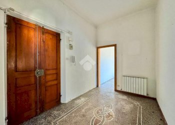 Three-room apartment Via L. Cadorna, Vado Ligure - photo 19