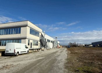 Capannone Carmagnola - foto 5