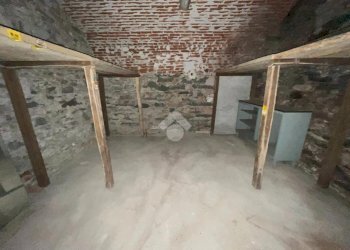 Negozio Piazza Matteotti, Pinerolo - foto 24