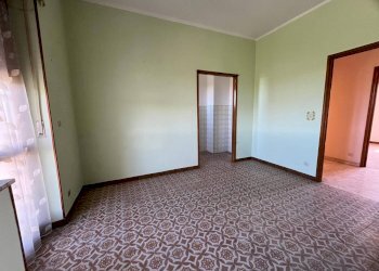 Four-room apartment Via Castelletto Stura, 119, Cuneo - photo 9