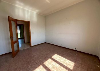 Four-room apartment Via Castelletto Stura, 119, Cuneo - photo 18