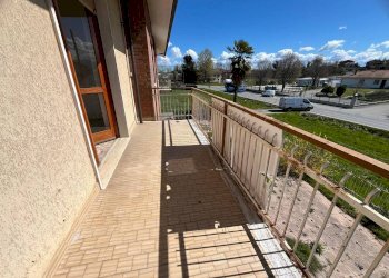 Four-room apartment Via Castelletto Stura, 119, Cuneo - photo 28