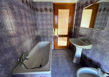 Four-room apartment Via Castelletto Stura, 119, Cuneo - photo 33