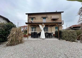 Villa Bifamiliare Via Emanuele Filiberto, 34, Beinette - foto 1