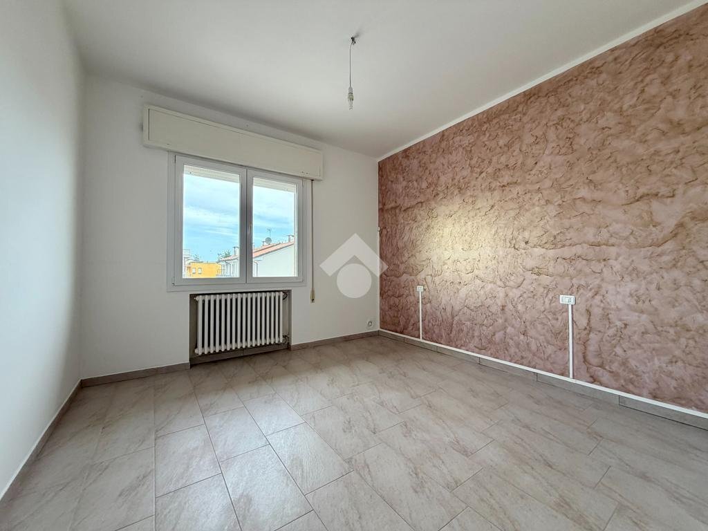 Four-room apartment Via Trasversale Marecchia, Santarcangelo di Romagna - photo 3