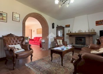 Apartment Strada scrapotti, Pozzolo Formigaro - photo 12