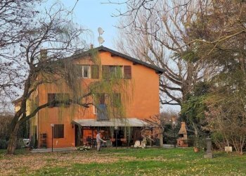 Porzione di casa Modena - foto 1