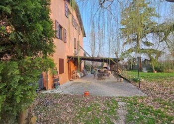 Porzione di casa Modena - foto 2
