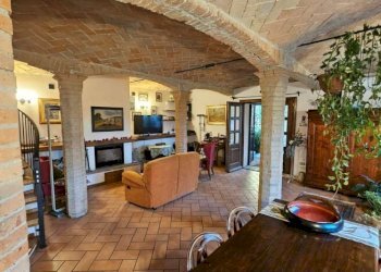 Porzione di casa Modena - foto 7