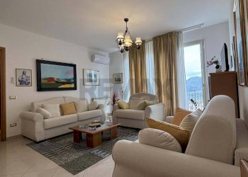 Salone - Four-room apartment via Regione Siciliana
20, Monreale - photo 1